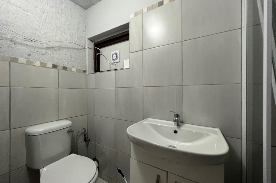 1 Bedroom Property for Sale in Flamingo Vlei Western Cape